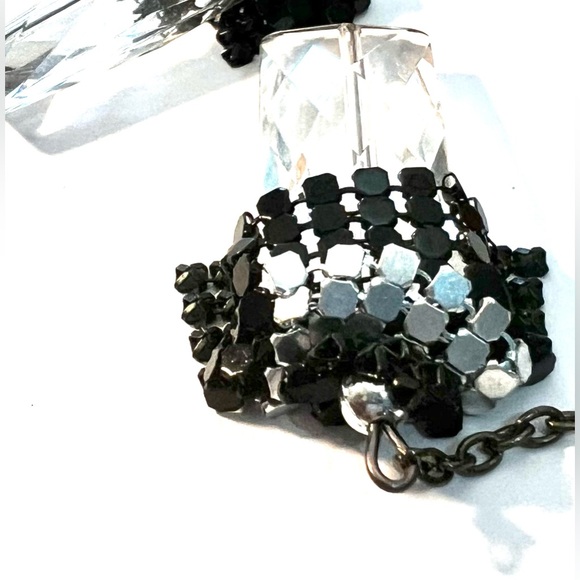 Vintage Retro Dangle Black And Silver Tone Metal Chain And Crystal Hook Earrings - Picture 8 of 8
